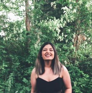 Meet your Posher, Nina